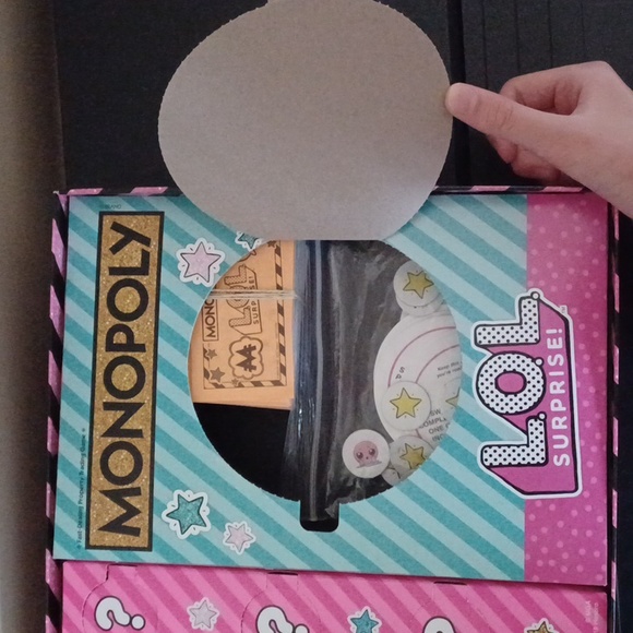 NWOT Monopoly L.O.L surprise for age 8+ - Picture 11 of 11